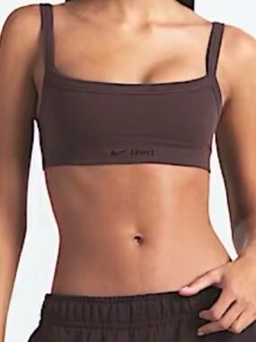 Nike Skims Vintage Seamless Women’s Cami Bra in Phoenix Size XL NWT